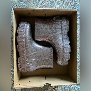 UGG Woman’s Rain Boots